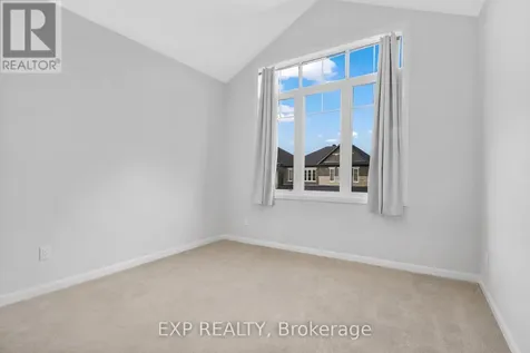 626 Inver Lane Ottawa ON K2J 7C4