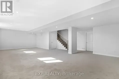626 Inver Lane Ottawa ON K2J 7C4