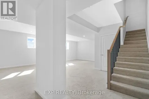 626 Inver Lane Ottawa ON K2J 7C4