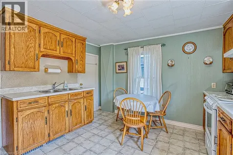 4207 William Street Beamsville ON L3J 0K8