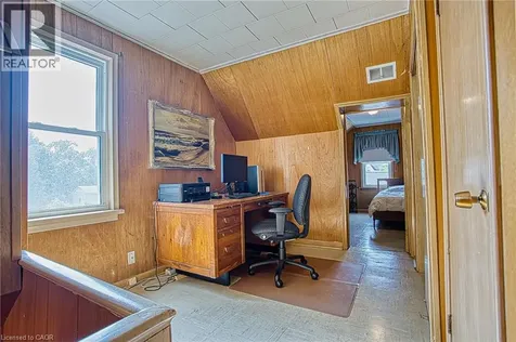 4207 William Street Beamsville ON L3J 0K8