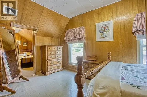 4207 William Street Beamsville ON L3J 0K8