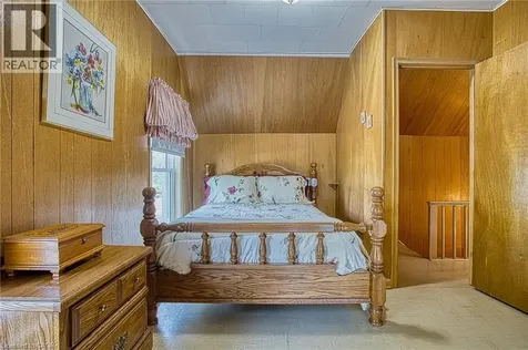 4207 William Street Beamsville ON L3J 0K8