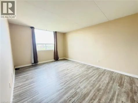 99 Donn Avenue Stoney Creek ON L8G 5B2