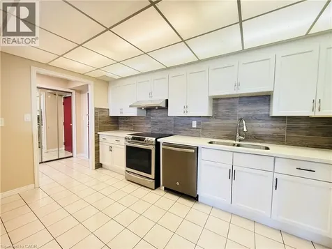 99 Donn Avenue Stoney Creek ON L8G 5B2