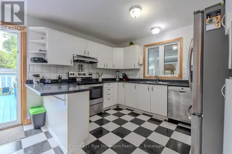 310 Pinecreek Crescent North Callander ON P0H 1H0