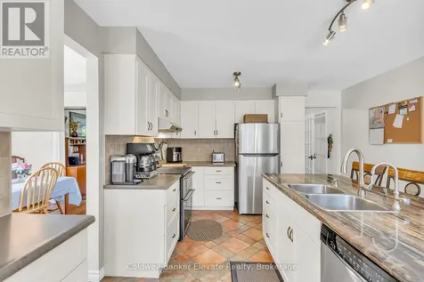 359 Lexington Road Waterloo ON N2K 2J9