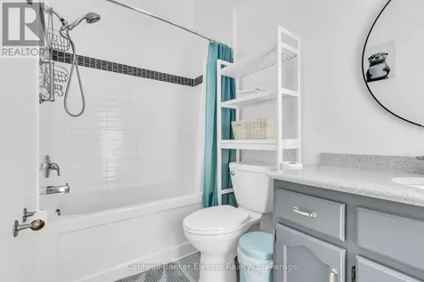 359 Lexington Road Waterloo ON N2K 2J9