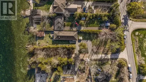 49 Lakeshore Road East Oro-medonte ON L0L 2E0