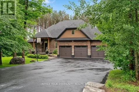 38 Windermere Circle Tay ON L4R 0C3