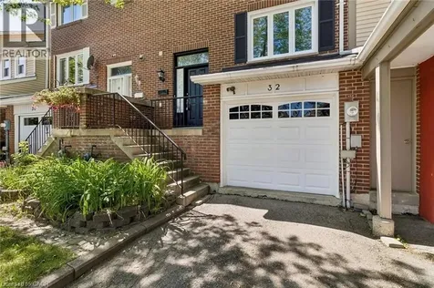 32 Lansing Square Brampton ON L6Z 1E6