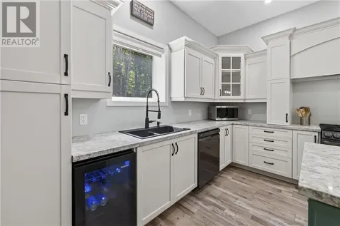 264 Lakeview Drive Alban ON P0M 1A0