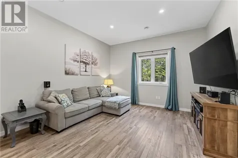 264 Lakeview Drive Alban ON P0M 1A0