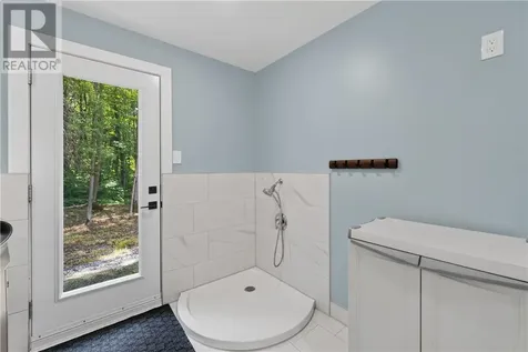 264 Lakeview Drive Alban ON P0M 1A0