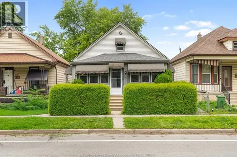 942 Lincoln Road Windsor ON N8Y 2H2
