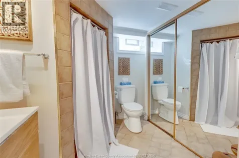 2790 Randolph Avenue Windsor ON N9E 3C9