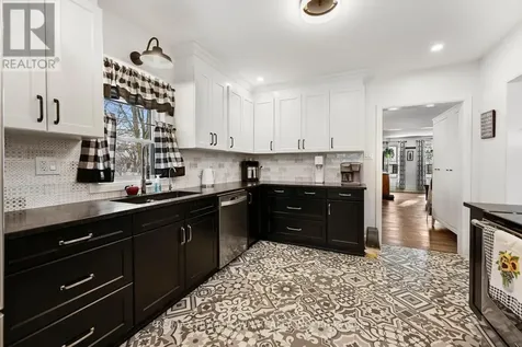 204 Wood Street East Prescott ON K0E 1T0