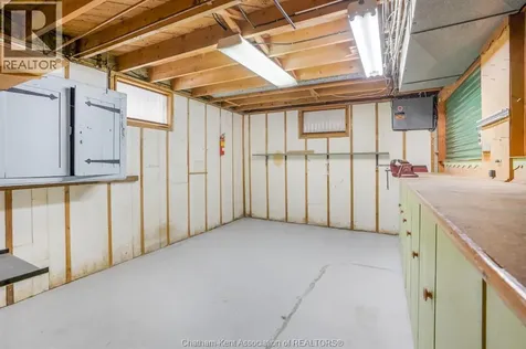 252 Tweedsmuir Avenue East Chatham ON N7M 4A4