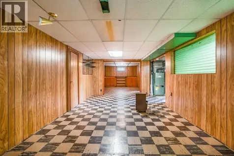 252 Tweedsmuir Avenue East Chatham ON N7M 4A4