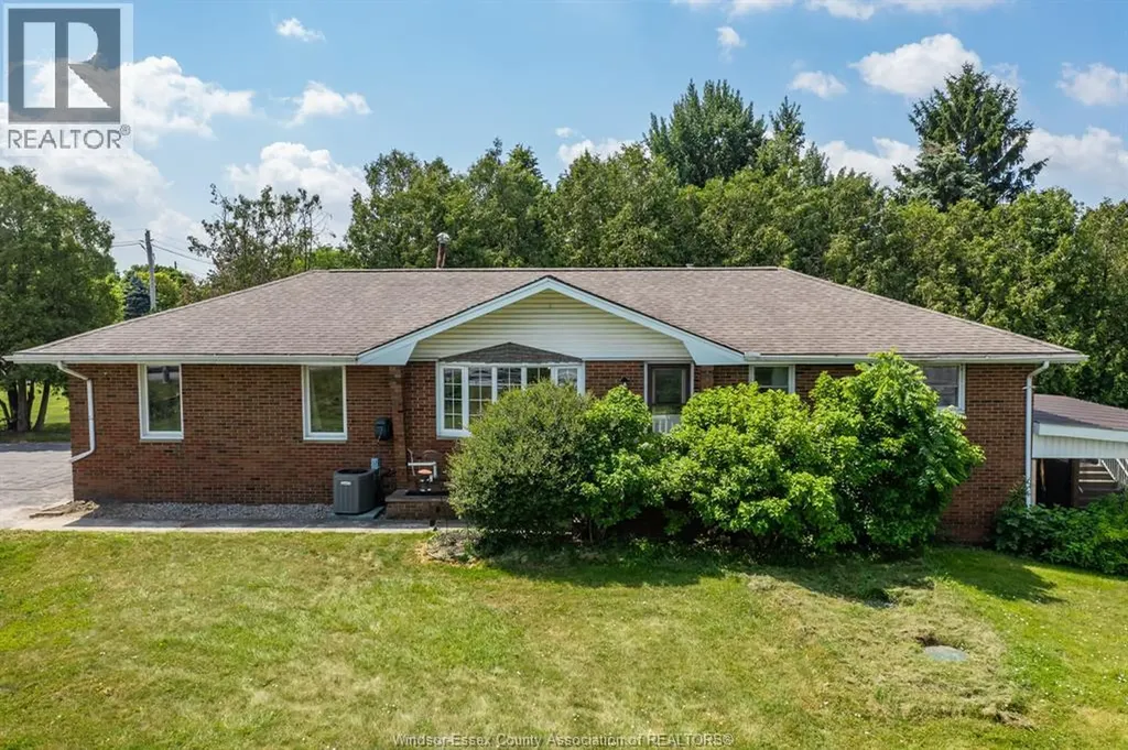 1203 County Road 27 Lakeshore ON N8L 1B7