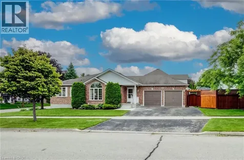 27 Chandos Drive Kitchener ON N2A 3C2