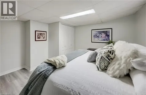 27 Chandos Drive Kitchener ON N2A 3C2