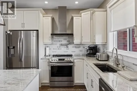 19045 Haven Avenue Lakeshore ON N0P 2L0
