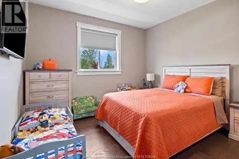 19045 Haven Avenue Lakeshore ON N0P 2L0