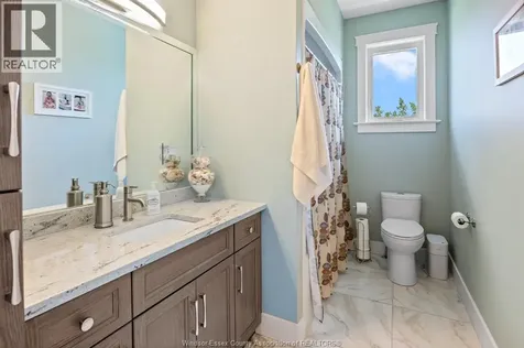 19045 Haven Avenue Lakeshore ON N0P 2L0