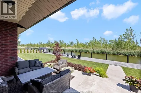 19045 Haven Avenue Lakeshore ON N0P 2L0