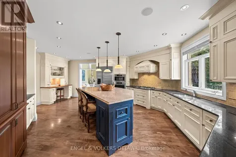 140 Lady Lochead Lane Ottawa ON K0A 1L0