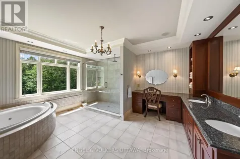 140 Lady Lochead Lane Ottawa ON K0A 1L0