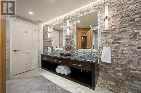 140 Lady Lochead Lane Ottawa ON K0A 1L0