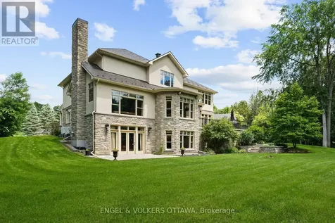 140 Lady Lochead Lane Ottawa ON K0A 1L0