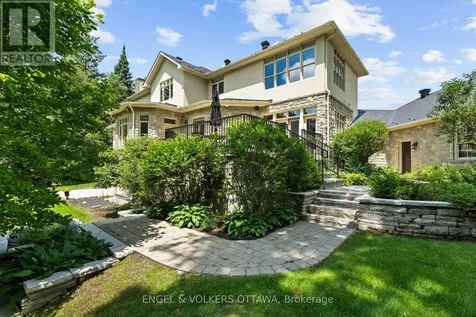 140 Lady Lochead Lane Ottawa ON K0A 1L0