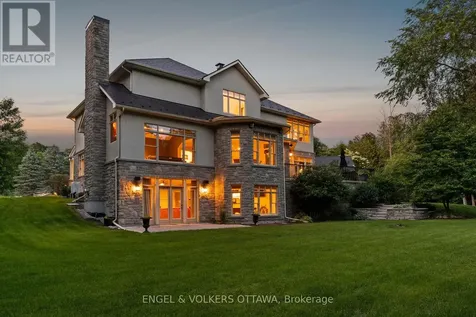 140 Lady Lochead Lane Ottawa ON K0A 1L0
