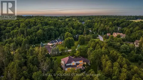 140 Lady Lochead Lane Ottawa ON K0A 1L0