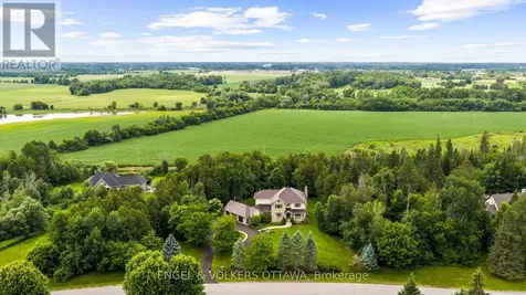 140 Lady Lochead Lane Ottawa ON K0A 1L0