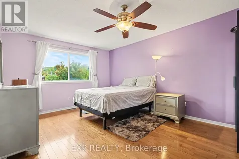 86 Scarlet Court Ottawa ON K1T 3R6