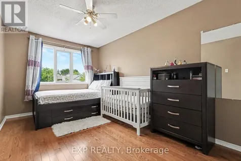 86 Scarlet Court Ottawa ON K1T 3R6