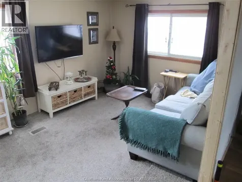 30 Regency Drive Chatham ON N7L 4E8