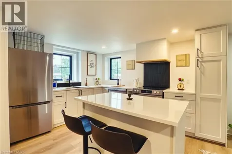4 Elizabeth Street Bayfield ON N0M 1G0