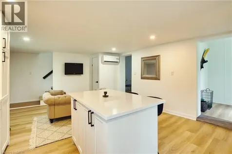 4 Elizabeth Street Bayfield ON N0M 1G0