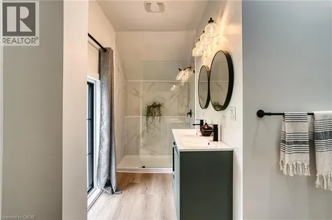 4 Elizabeth Street Bayfield ON N0M 1G0