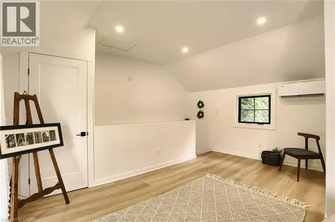 4 Elizabeth Street Bayfield ON N0M 1G0