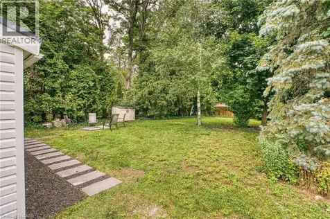 4 Elizabeth Street Bayfield ON N0M 1G0