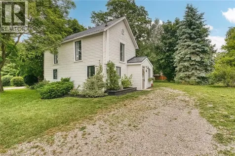 4 Elizabeth Street Bayfield ON N0M 1G0
