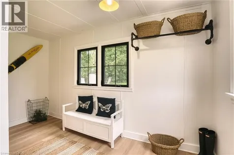 4 Elizabeth Street Bayfield ON N0M 1G0