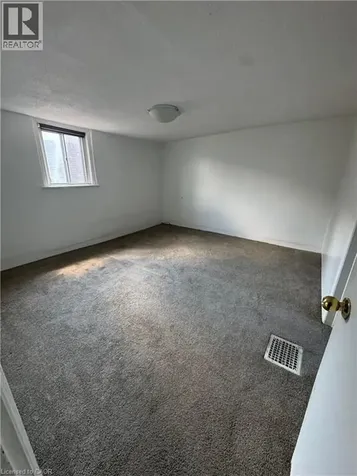 229 Grosvenor Avenue North Hamilton ON L8L 7T1