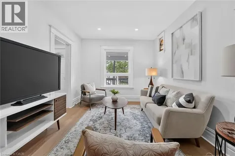 39 Beechwood Avenue Hamilton ON L8L 2S5